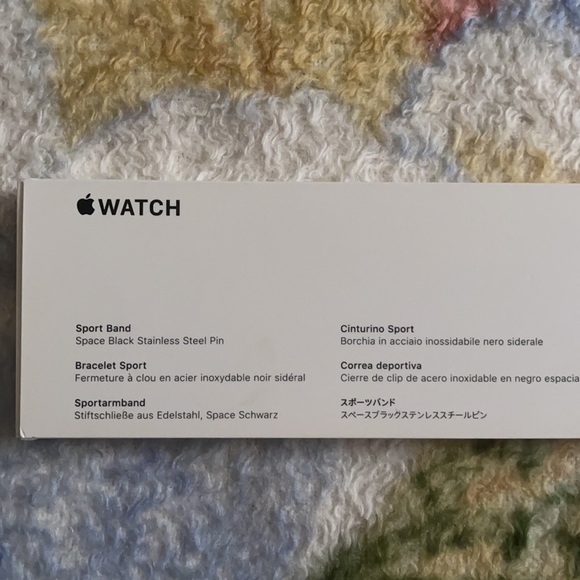 44mm Apple Black Sports Band - Picture 3 of 4